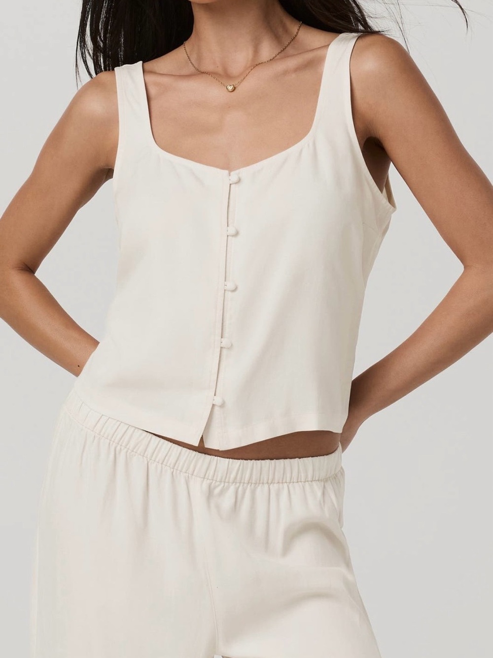 Vuori Cream Button-Front Tank Top